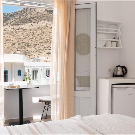 Porte Accommodation Kamares  Exterior photo