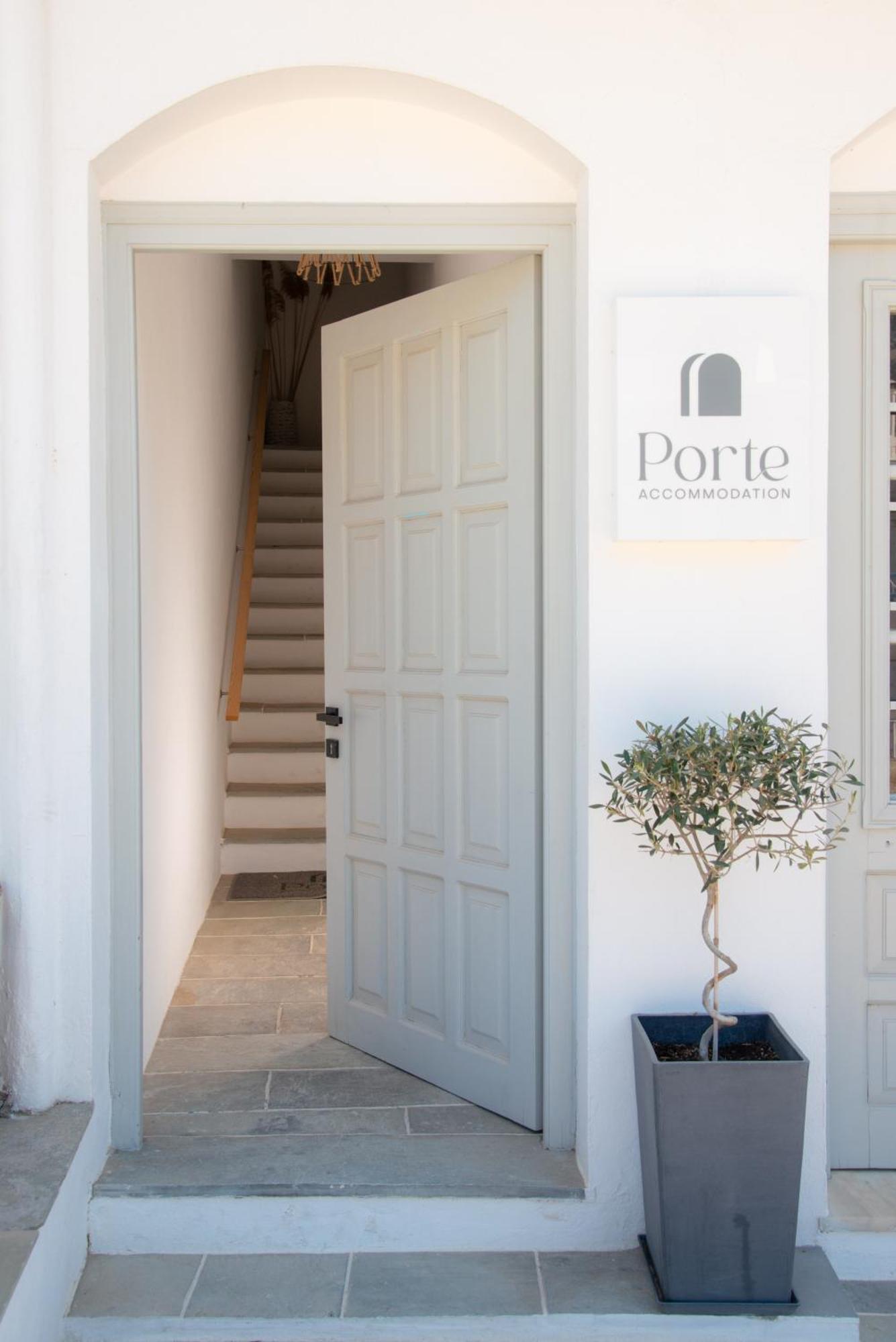 Porte Accommodation Kamares  Exterior photo